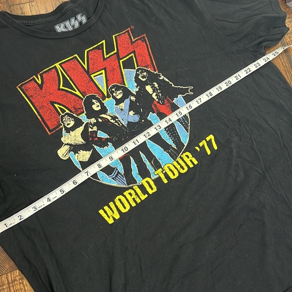 Kiss Band Tshirt Tee Blavk white red yellow blue World Tour 77 graphic size 2X - Picture 5 of 8